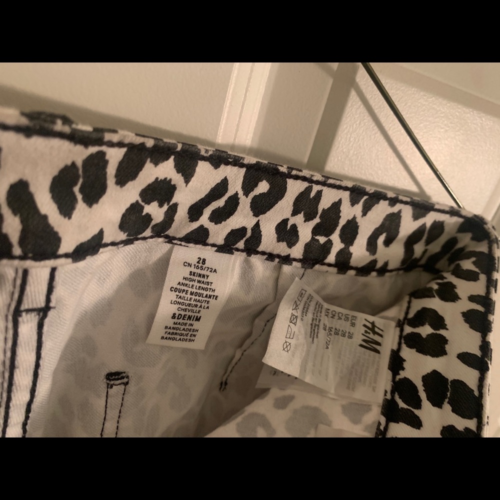 Women’s H&M pants - Picture 3 of 4